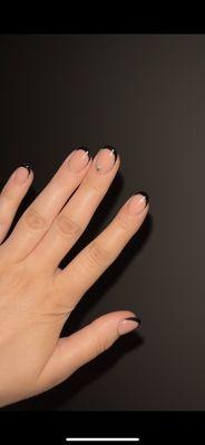 Acrylic French tip round black