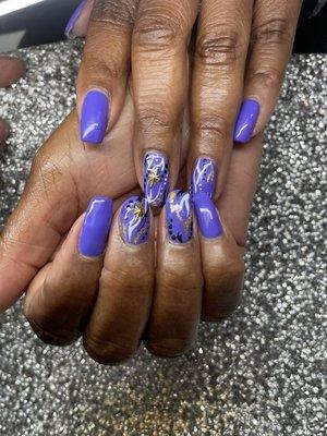 Gel polish manicure (shellac) on bare nails