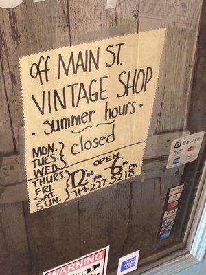 Off Main St. Vintage Shop