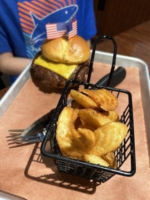 Cheeseburger and fries