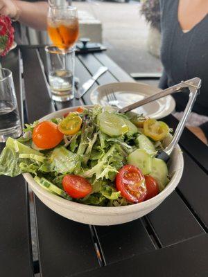 Green salad - huge portion- easy to share... definitely add some cheese!