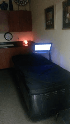 Hydro-bed interactive massage