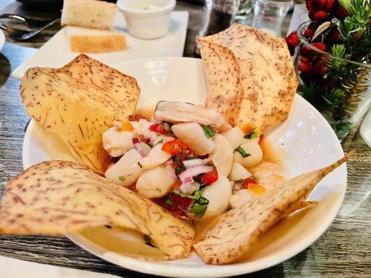 Prawn and scallops ceviche