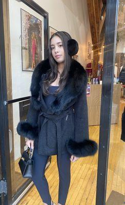 Luxurious Cashmere Wool Jacket with Fox Fur Collar and Cuffs in Black