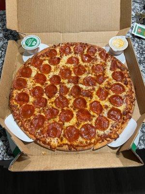 Pepperoni Pizza (thin crust)