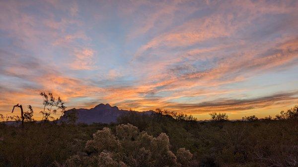 Beautiful sunrise at the park