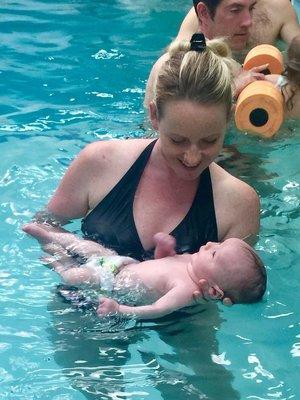 Learning to float with mommy