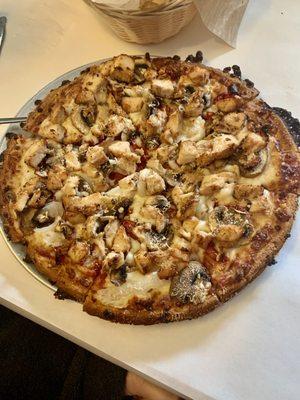 Chicken Pizza on Cauliflower Crust