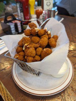 Spicy cheese curds with ranch