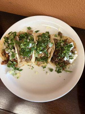 4 tacos de adobada, carnitas ,pollo & asada ! (Left to right)