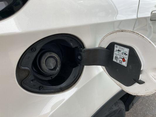 Aw lawd. What kind of gas cap is this on my rental car?