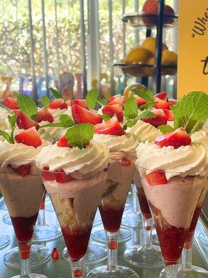 Strawberry & Cream trifle with lady's finger cake dipped in strawberry syrup, strawberry mousse and fresh strawberries.