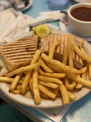 Rachel Reuben Sandwich w Fried (turkey instead of corned beef)