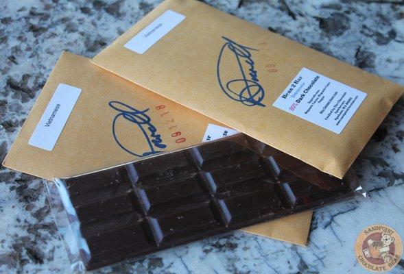 Artisan crafted Single-Origin Chocolate Bars