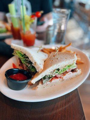 Smoked Turkey with bacon on Rye