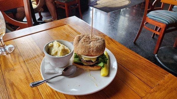 Cheeseburger with Mashed Potatoes