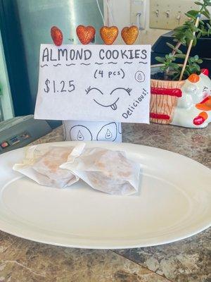 Almond Cookies