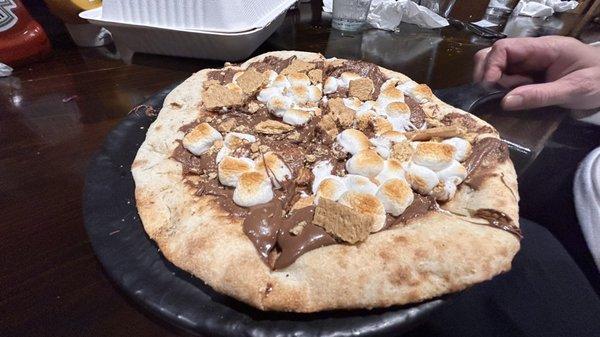 The s'mores pizza!!!