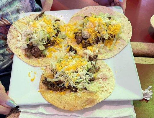 3 steak tacos