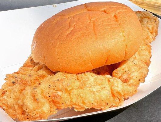 Fried chicken sandwich