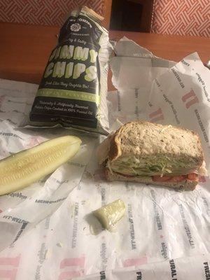 #12 Beach club sandwich,jalapeño chips and a pickle