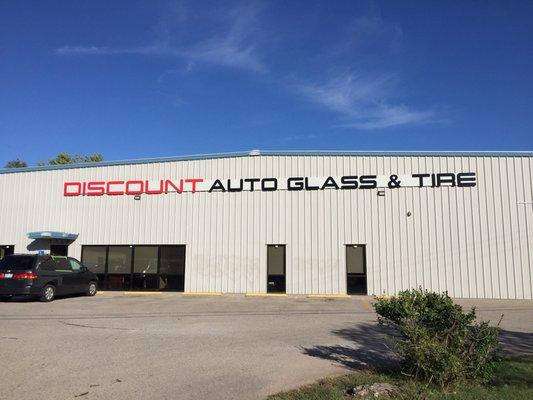 Discount Auto Glass and Tire