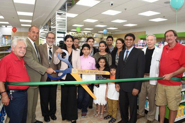 CureWell Pharmacy Ribbon cutting ceromony by Councilman Edward A.Amberosino