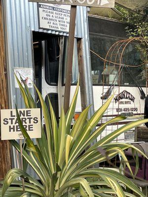 The magical vet bus. They had Johnny Cash playing and it was probably the most delightful vet visit I've ever had.