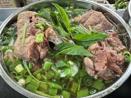 Oxtail pho