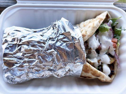 Lamb kabob pita