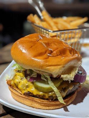 Classic Cheeseburger