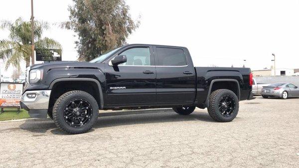 Done @ Gutierrez Tire Leveling Kit 20x9 Fuel Wheels 33" Fuel AT Tires