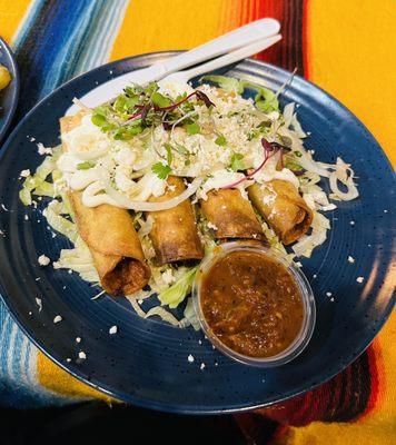 taquitos dorados