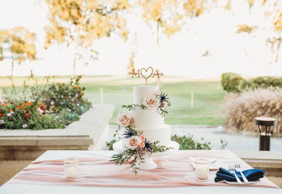 Florals for our cake provided by Rosita's.