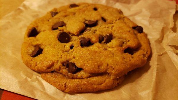 Vegan chocolate chip cookie ($3.50). Spectacular. The best I've had in years. Great texture & flavor. Top seller.