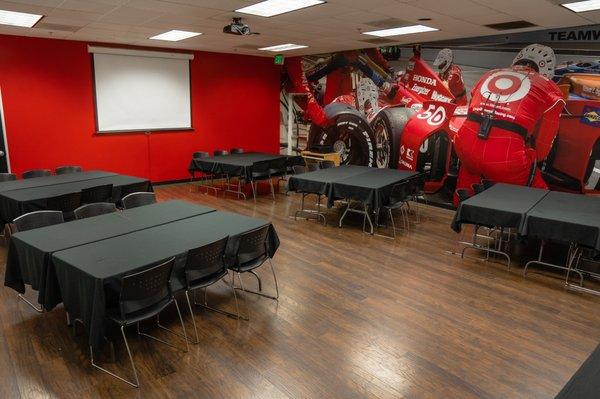 K1 Speed Ontario has two private event rooms for parties, meetings, and functions.