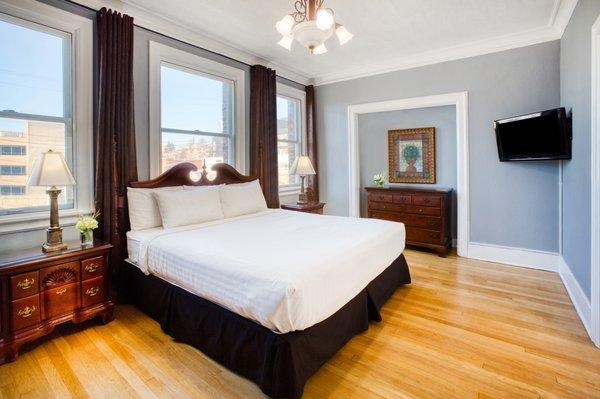 Queen Anne Suite Bedroom