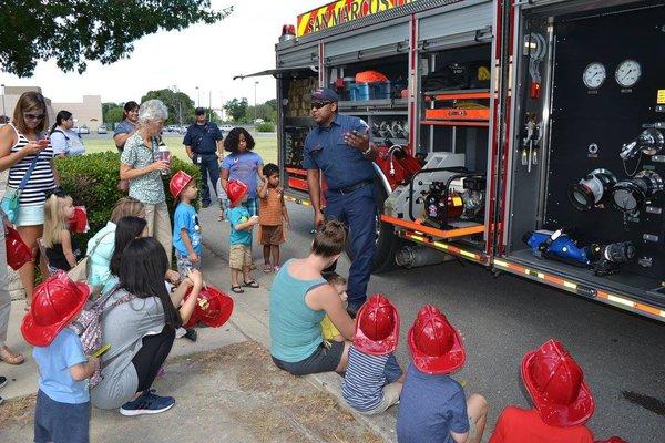 First Responders Read at the San Marcos Public Library