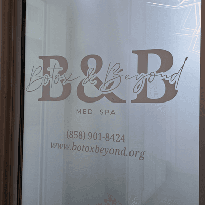 White RTA Vinyl applied on to glass door for Botox & Beyond
 
 #cardecals #custombanners #banners