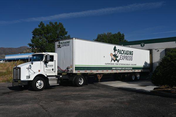 Packaging Express Semi Truck in Colorado Springs, Colorado