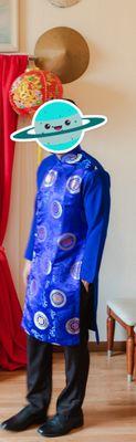 Linh helped pick out this beautiful ao dai for my hubby.