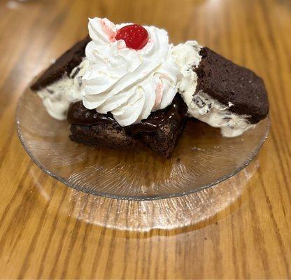 Mint chocolate chip ice cream fudge chocolate brownie yum!