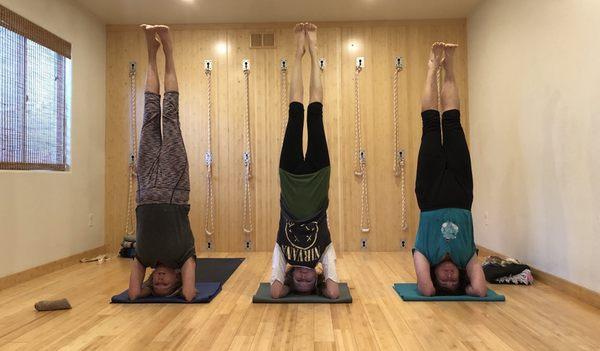 Sirsasana - Students Linda, Lara & Joyce