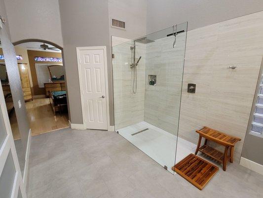 Emser Tile - Floor, shower floor and shower wall tile