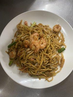 Shrimp lo mein