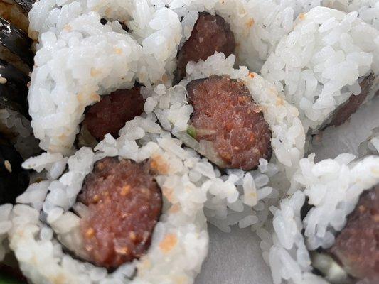 Spicy tuna roll