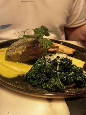 Beef Tenderloin with Parmigiano-Reggiano Broccolini