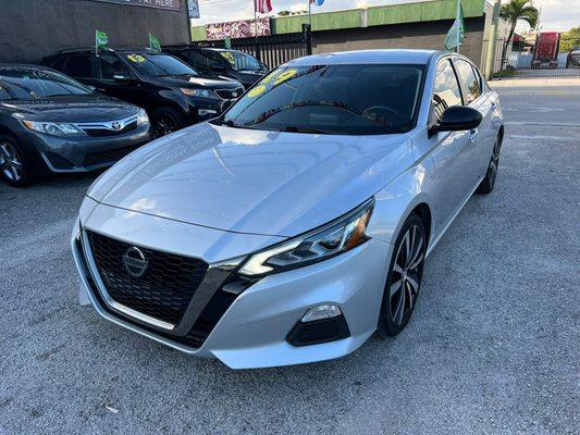 2019 Nissan Altima For Sale! Call for details!