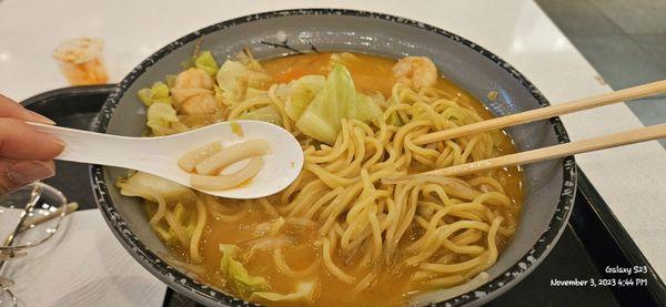 1-3 CM squid in so called seafood ramen