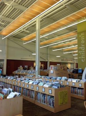 Ramsey County Library - Maplewood